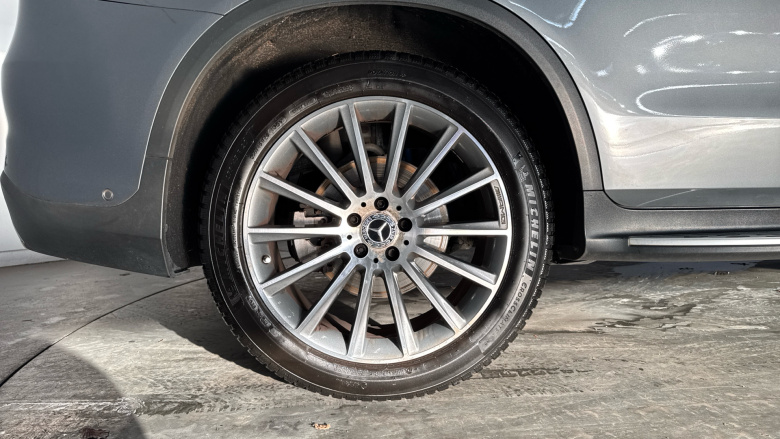 Mercedes-Benz GLC 220d 4Matic AMG Line Premium 5dr 9G-Tronic Diesel Estate